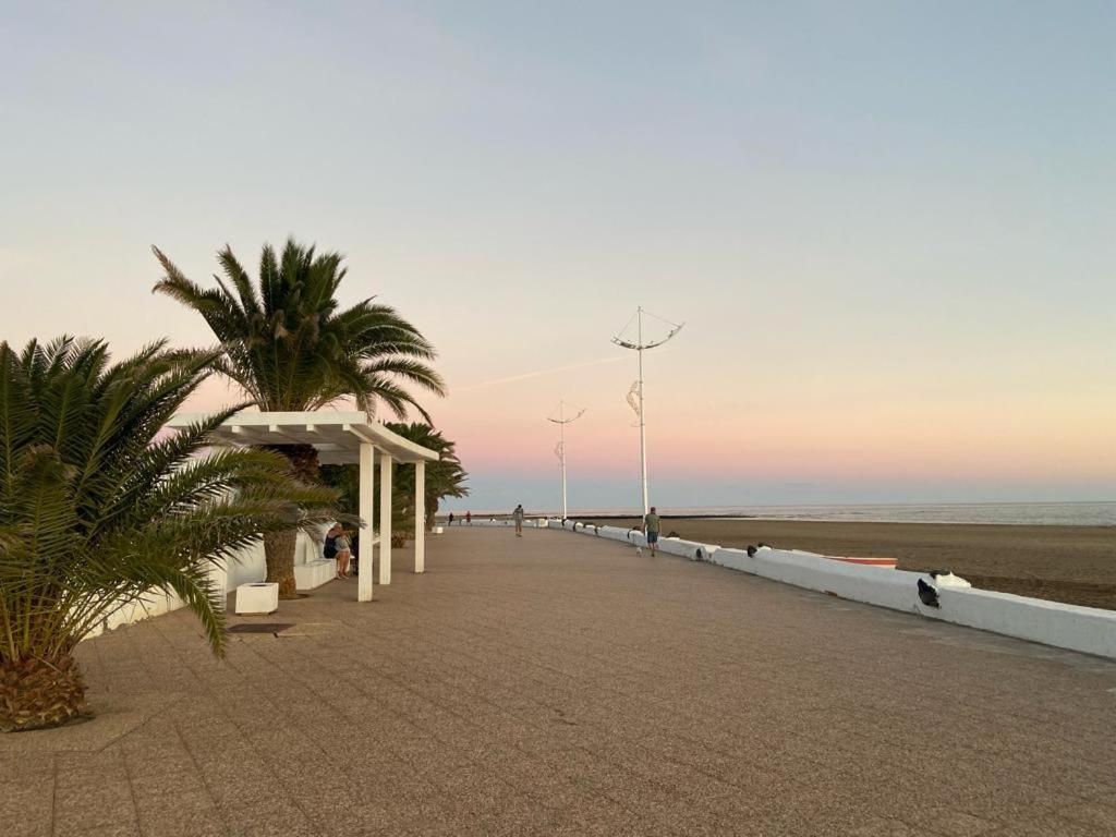 Ideal 3 Playa Honda  Bagian luar foto